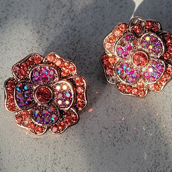 Vintage 1980s Floral Clip-On Earrings with Colorful Sparkling Rhinestones - Picture 3 of 7